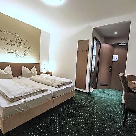 Restaurant Schwoerer 3* لينزكريش