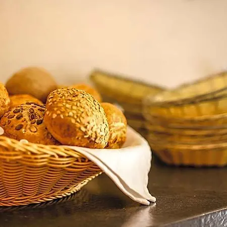 Restaurant Schwoerer 3* لينزكريش