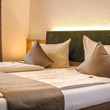 Restaurant Schwoerer 3* لينزكريش