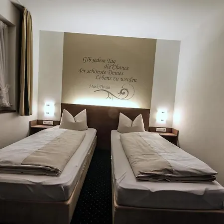 Restaurant Schwoerer Отель 3*