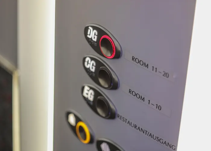 Hotel Restaurant Schwörer 3*